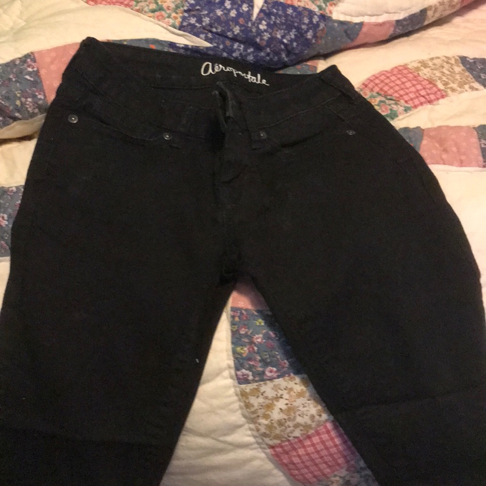 Black Aeropostale skinny jeans